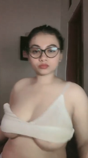 looking makes it uuhhooott_114