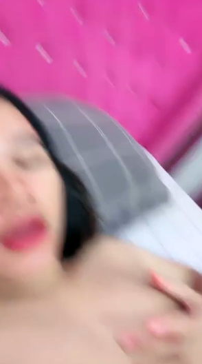 looking makes it uuhhooott_115