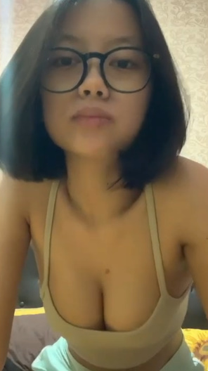 looking makes it uuhhooott_117