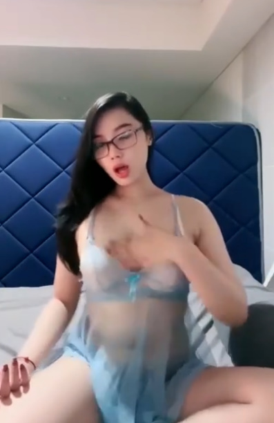 looking makes it uuhhooott_119