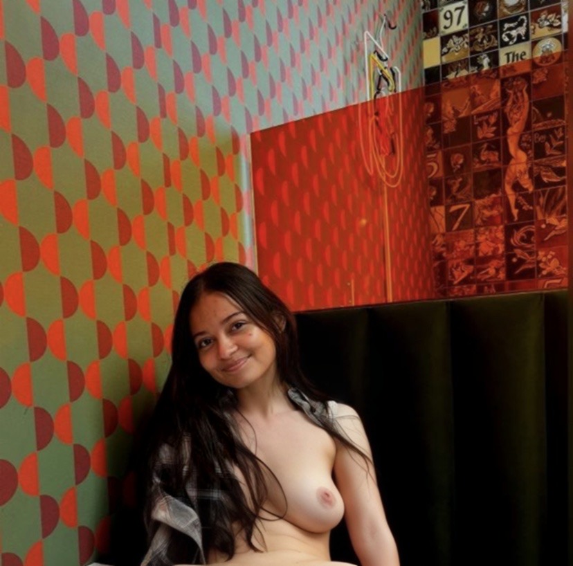 Amy Botes nude striptease in a restaurant