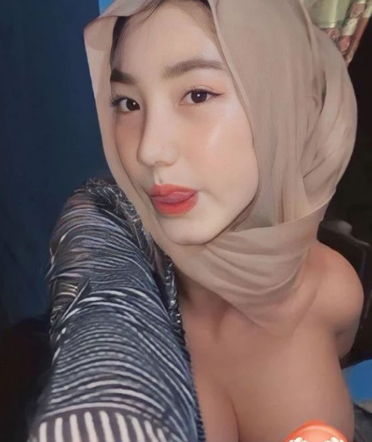 looking makes it uuhhooott_122