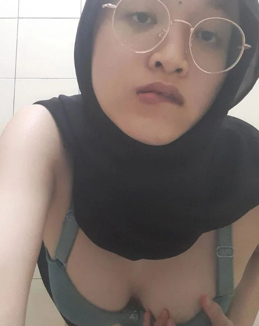 looking makes it uuhhooott_122