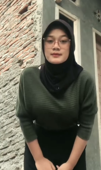 looking makes it uuhhooott_122