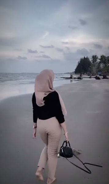 looking makes it uuhhooott_122