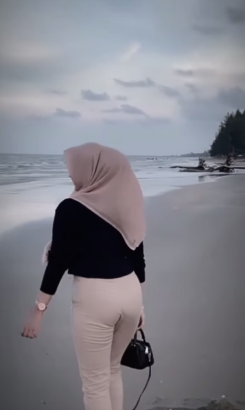 looking makes it uuhhooott_122