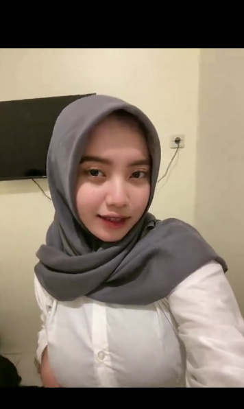 looking makes it uuhhooott_122