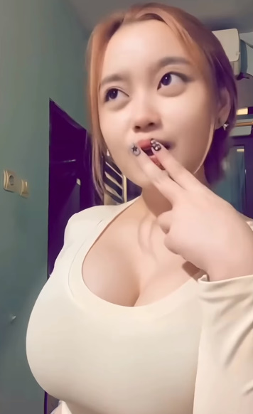 looking makes it uuhhooott_122