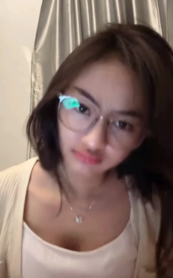 looking makes it uuhhooott_122