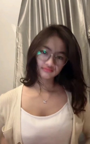 looking makes it uuhhooott_122