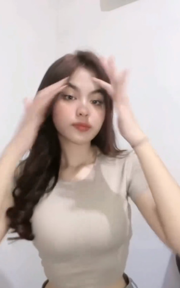 looking makes it uuhhooott_122