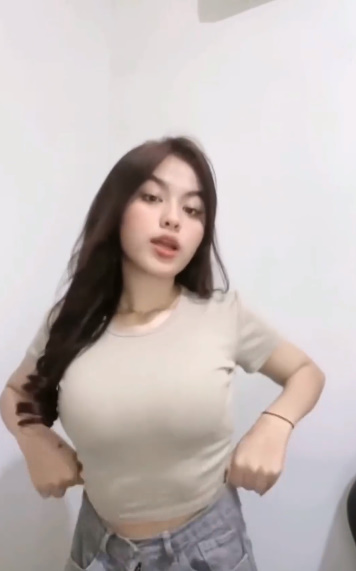 looking makes it uuhhooott_122