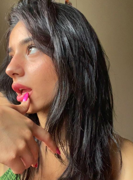 looking makes it uuhhooott_124