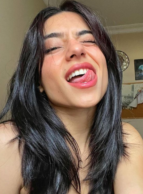 looking makes it uuhhooott_124