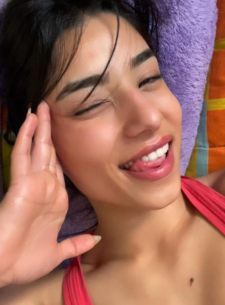 looking makes it uuhhooott_124