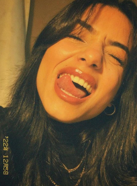 looking makes it uuhhooott_124