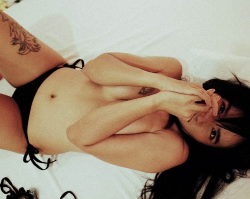 looking makes it uuhhooott_125