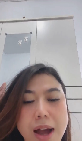 looking makes it uuhhooott_129