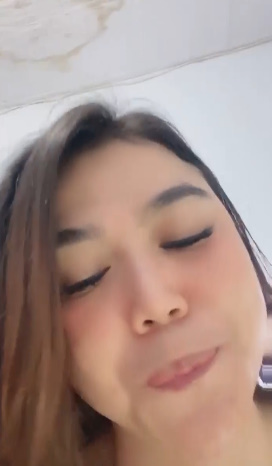 looking makes it uuhhooott_129