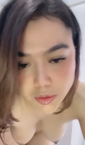 looking makes it uuhhooott_129