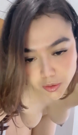 looking makes it uuhhooott_129