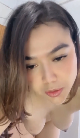 looking makes it uuhhooott_129