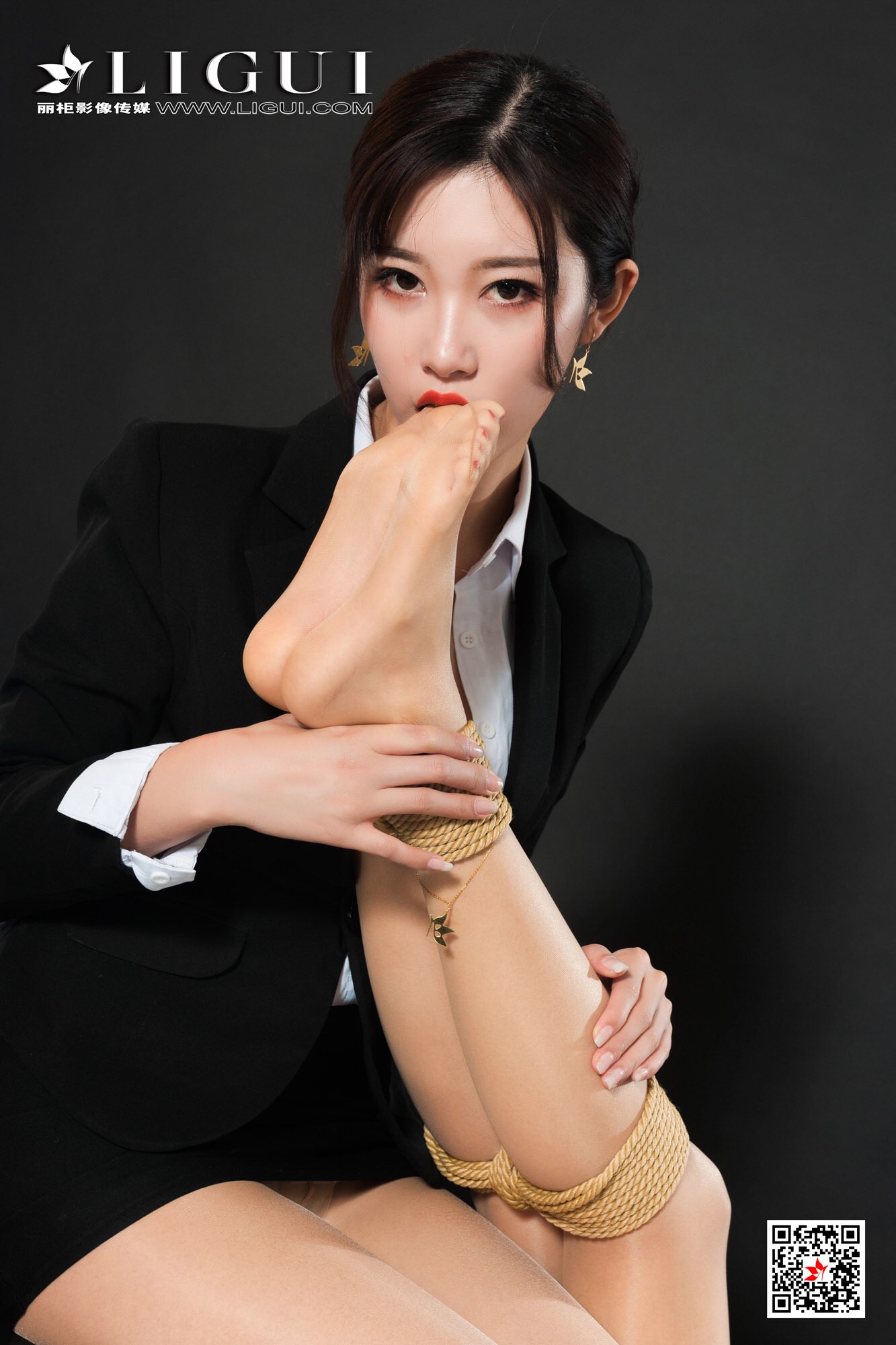 Chinese lady bondage 22