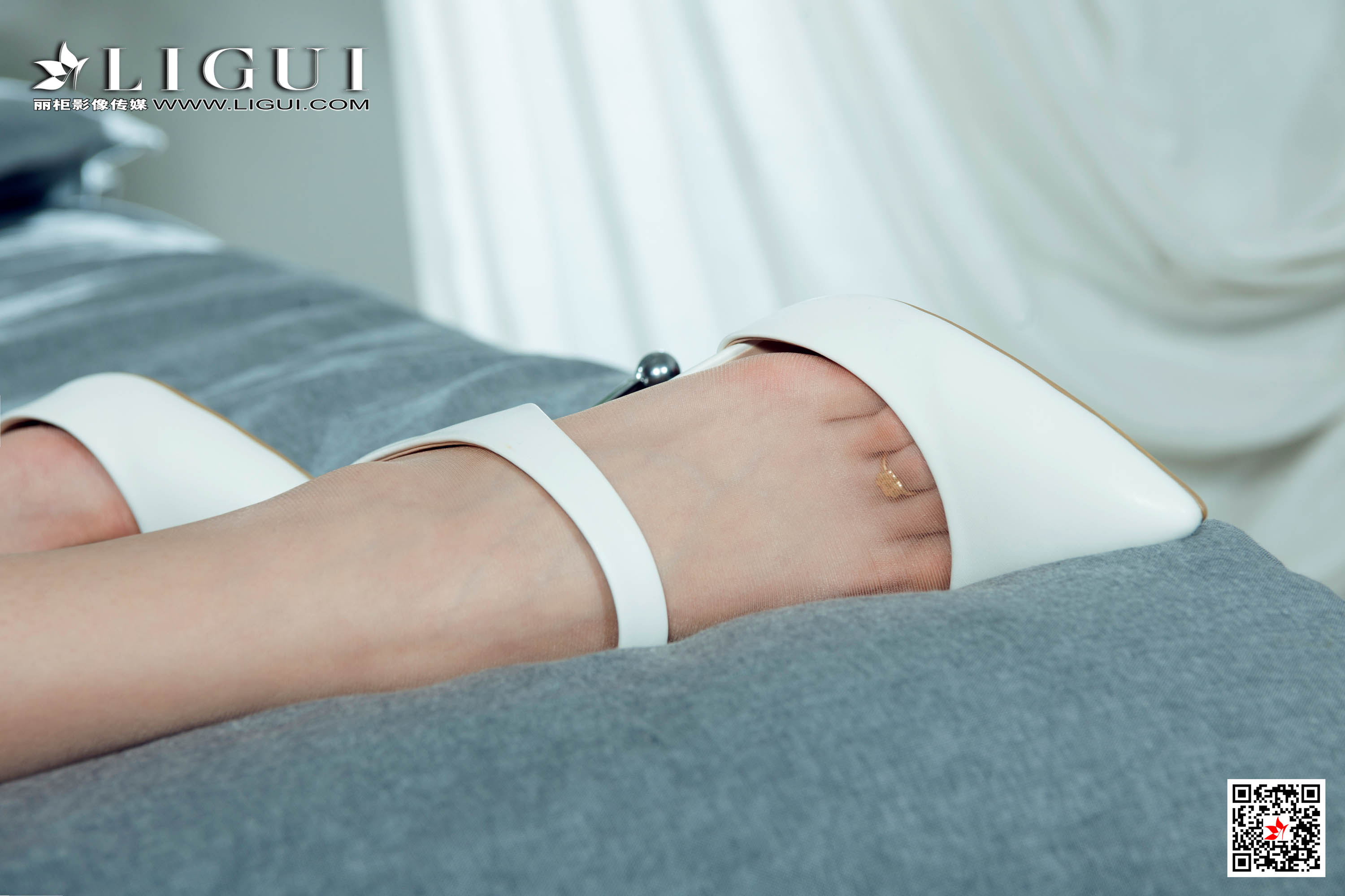 Chinese lady bondage 32