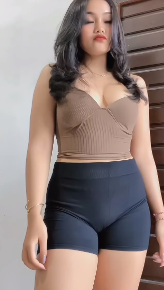 looking makes it uuhhooott_133