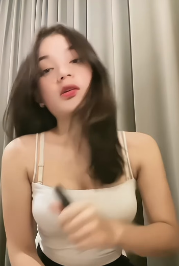 looking makes it uuhhooott_133