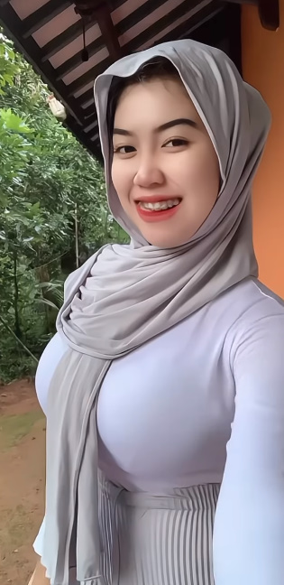 looking makes it uuhhooott_133