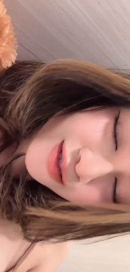 looking makes it uuhhooott_133