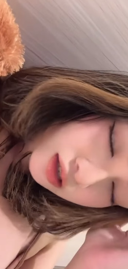 looking makes it uuhhooott_133