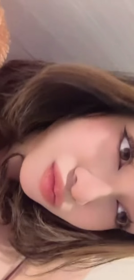 looking makes it uuhhooott_133