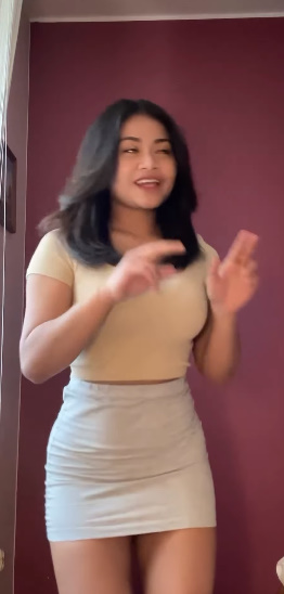 looking makes it uuhhooott_133