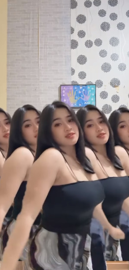 looking makes it uuhhooott_133