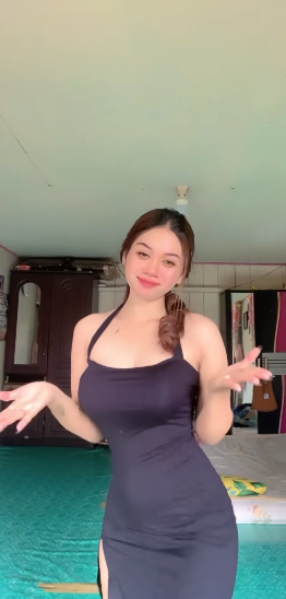 looking makes it uuhhooott_133