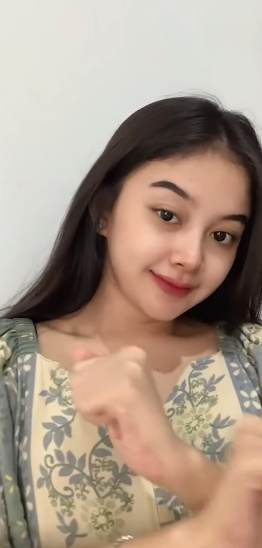 looking makes it uuhhooott_133