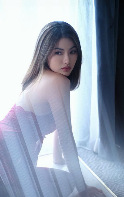 looking makes it uuhhooott_133