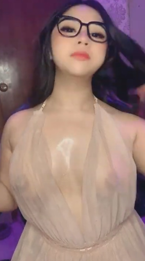 looking makes it uuhhooott_136