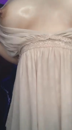 looking makes it uuhhooott_136