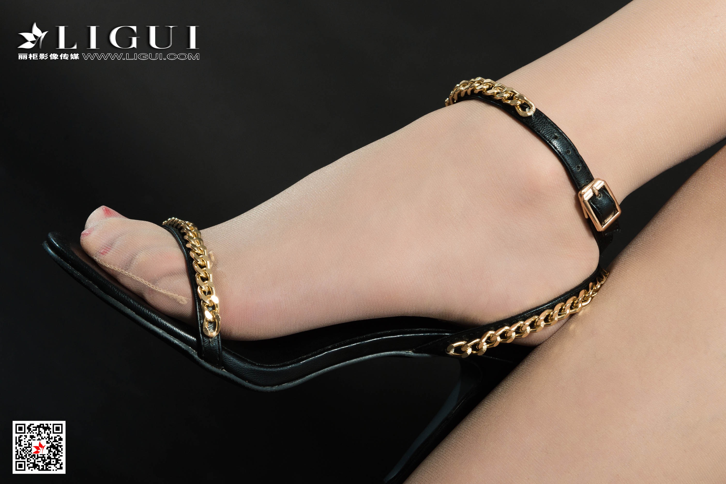 Chinese lady bondage 52