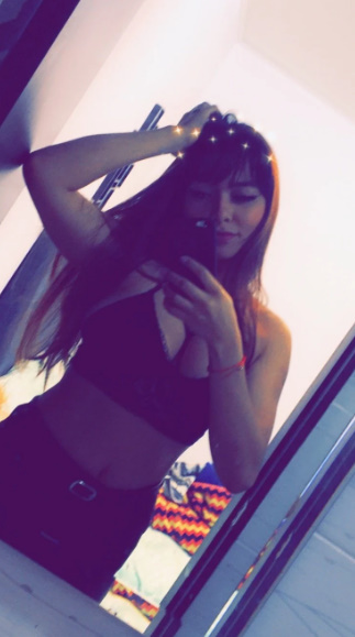 looking makes it uuhhooott_140