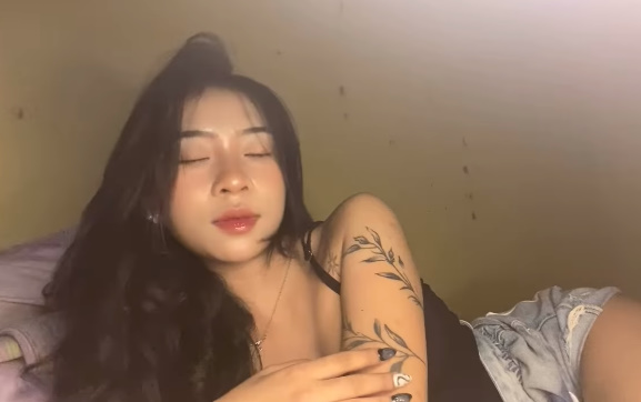 looking makes it uuhhooott_145