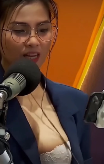 looking makes it uuhhooott_147