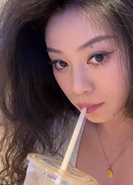 looking makes it uuhhooott_148