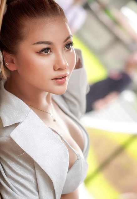 looking makes it uuhhooott_149