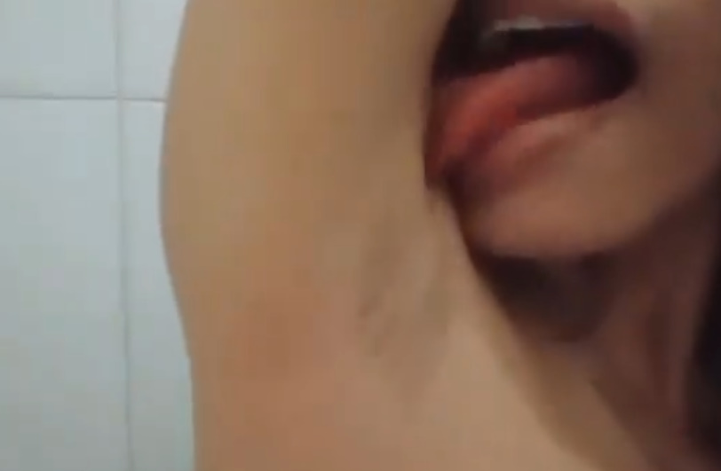 looking makes it uuhhooott_150