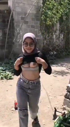 looking makes it uuhhooott_150