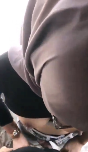 looking makes it uuhhooott_150